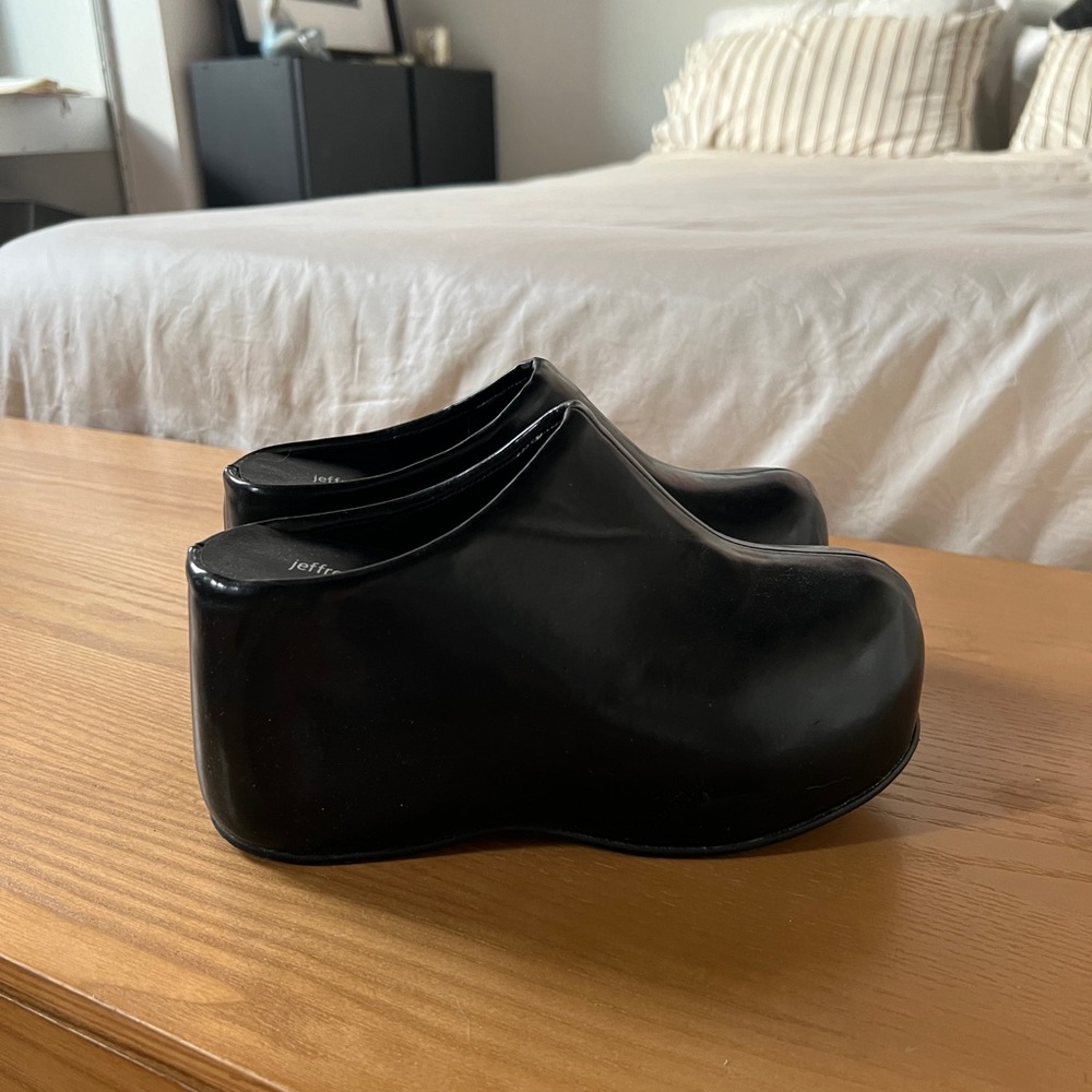Jeffrey Campbell Black Platform Clogs